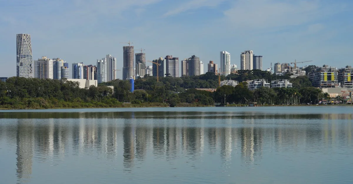 Imagem ilustrativa de Curitiba em Destaque: Desvendando a Cidade Que Conquista o Brasil e o Mundo
