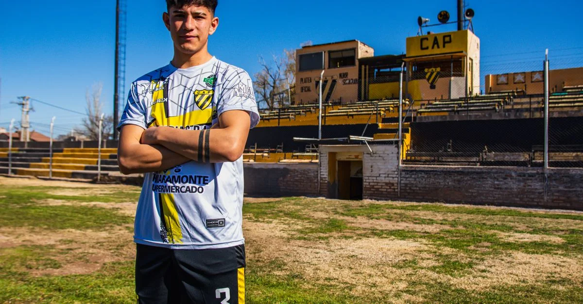 Imagem ilustrativa de Enzo Fernández e a Complexa Relação com o Futebol Brasileiro: De Rivais a Referências