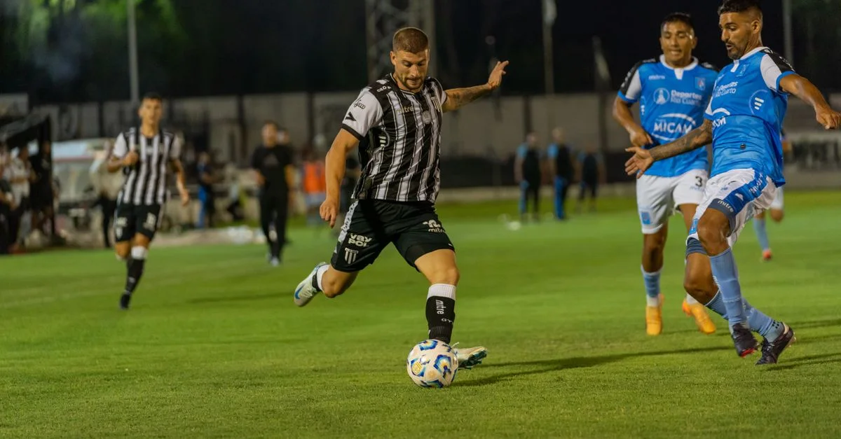 Imagem ilustrativa de Cerro Largo x Defensor: O Duelo Uruguaio que Agita o Cenário do Futebol Sul-Americano e Atrai Olhares Brasileiros