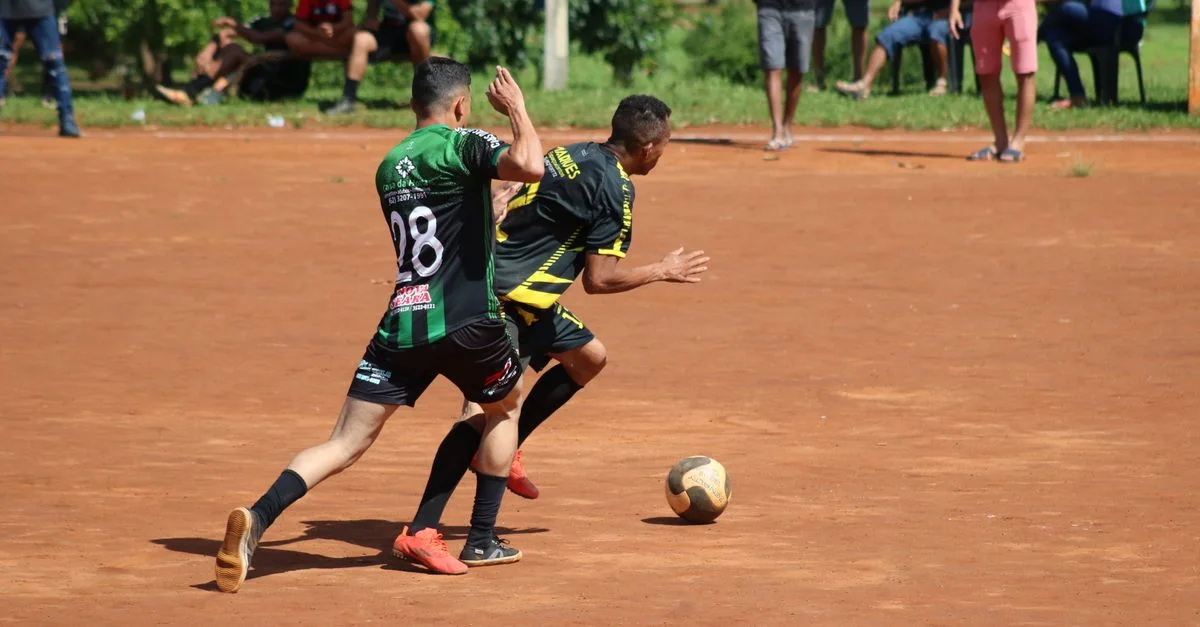 Imagem ilustrativa de A Febre da Série B: Entenda Por Que os Jogos do Brasileirão Estão Dominando as Buscas e Redes no Brasil