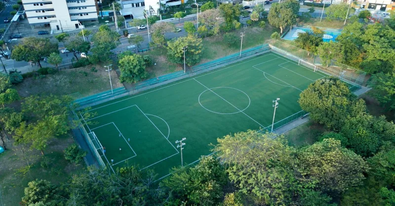 Club Bolívar: O Gigante Boliviano e Sua Profunda Relação com o Futebol Brasileiro