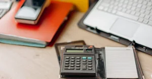 Dólar em Alta: Como a Cotação da Moeda Americana Impacta o Bolso do Brasileiro e Sua Economia Doméstica