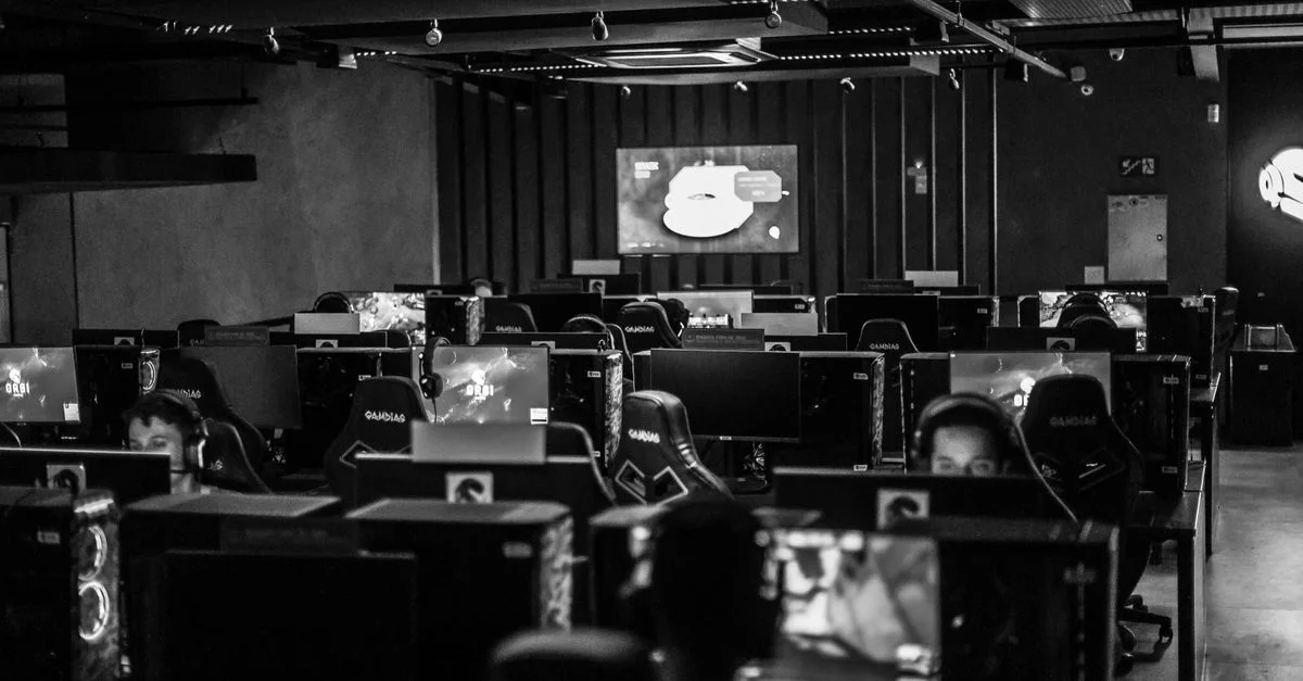 Imagem ilustrativa de Epic Games Store no Brasil: Análise Completa de Impacto e Estratégia