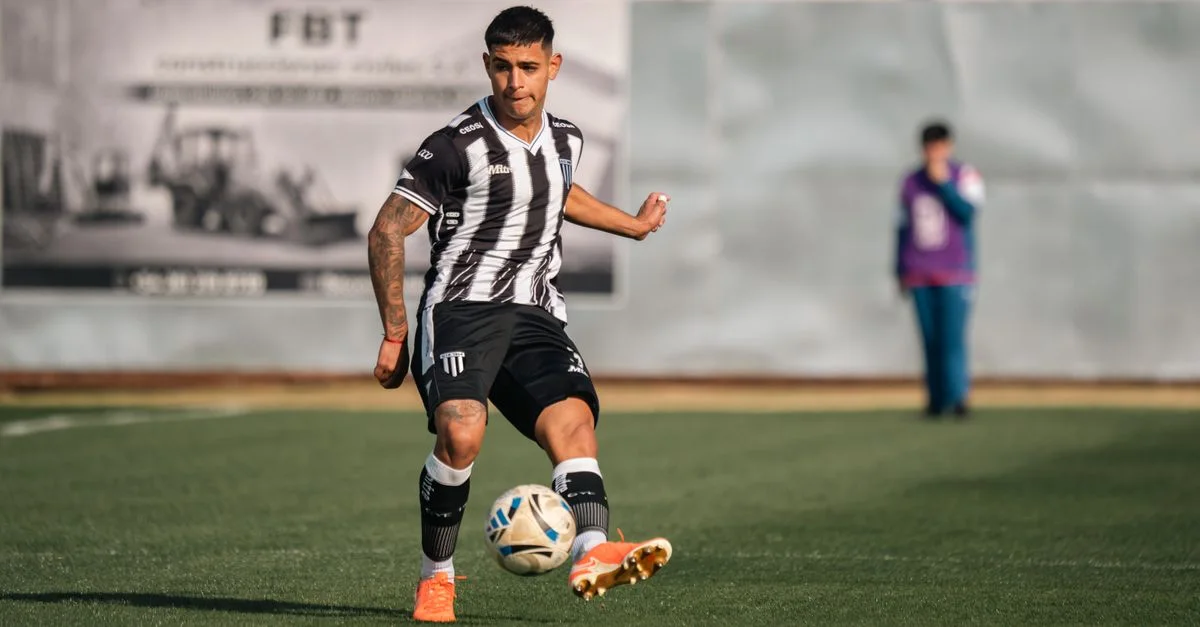 Imagem ilustrativa de Jadson: A Maestria do Camisa 10 no Futebol Brasileiro e Sua Trajetória de Sucesso