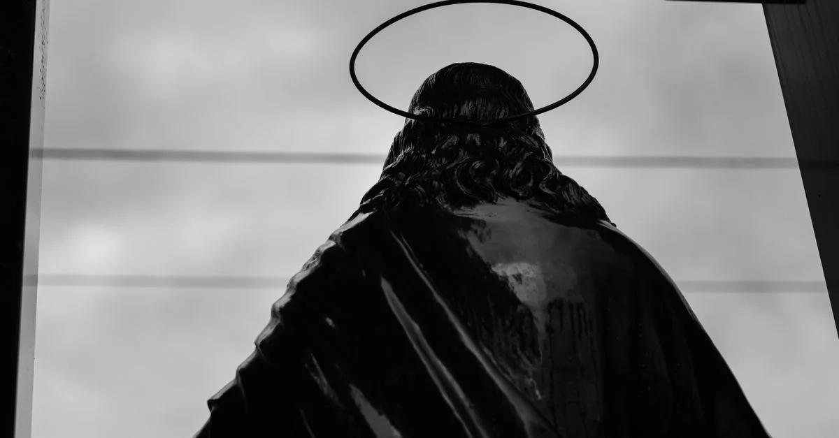 Imagem ilustrativa de Funerária Terezinha de Jesus: A Tecnologia Que Humaniza o Luto no Brasil