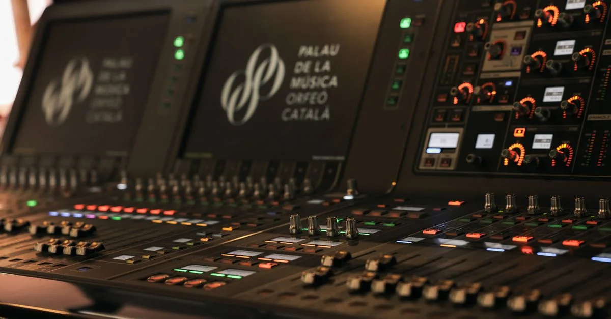 Imagem ilustrativa de Julio Iglesias e a Revolução Digital: Como a Tecnologia Resignificou o Legado de um Ícone Global