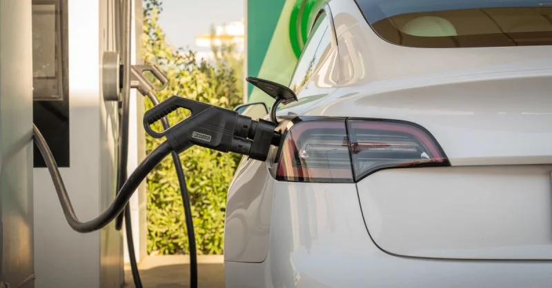 BYD Seal e a Revolução Silenciosa: Como Carros Elétricos Chineses Conquistaram o Brasil