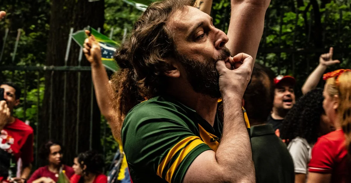 Imagem ilustrativa de Yuri Alberto em Destaque: Entenda Por Que o Atacante Move as Redes e as Buscas no Brasil